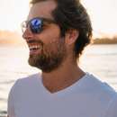 Handsome, tall and tanned guy wants to meet shy woman in St George
